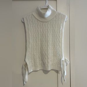 H&M Sweater Vest